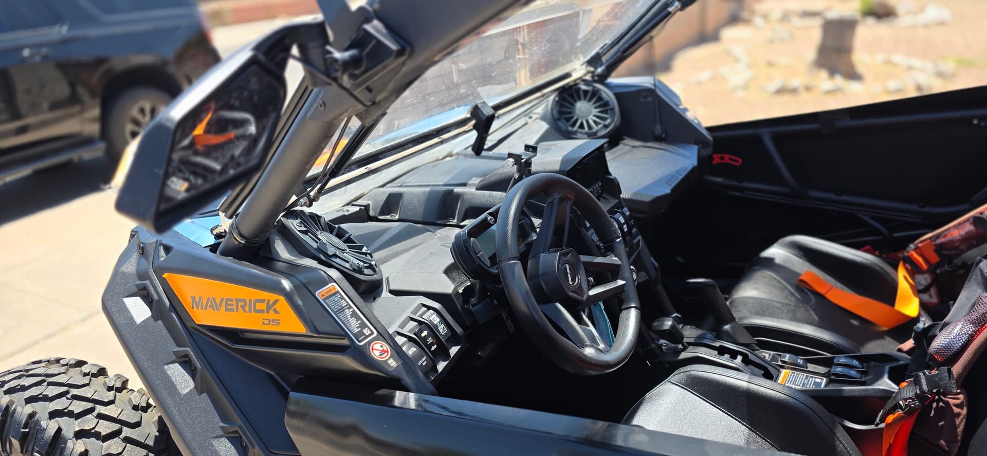 2025 Can-Am Maverick X3 Turbo DS Max 4