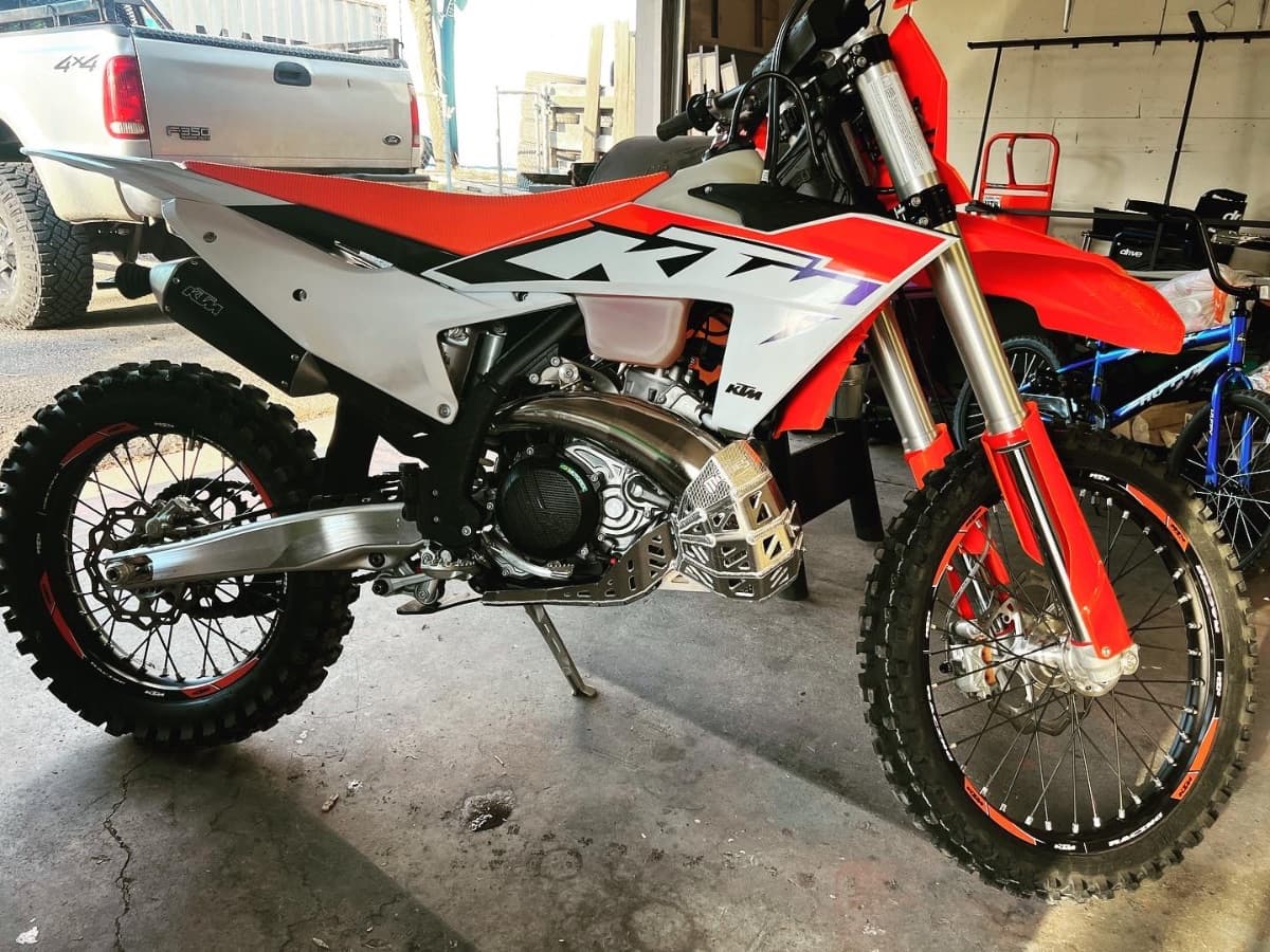 Enduro moto 2