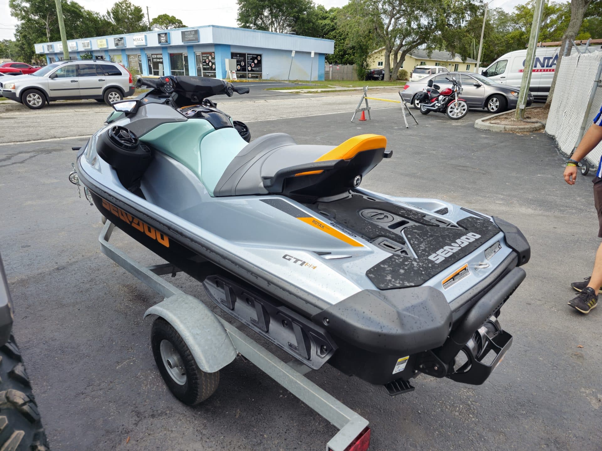2023 Seadoo GTI 170 3-Seater W/Audio System! 1
