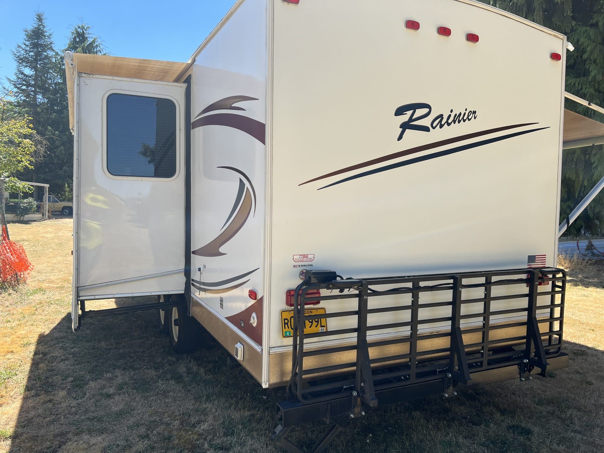 26” Travel Trailer 1