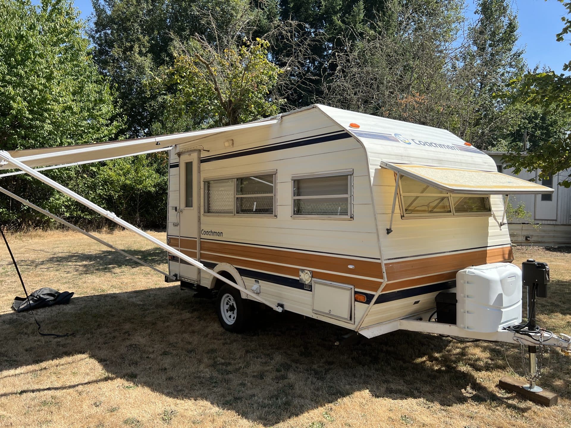 16’ Coachman Travel Trailer 5