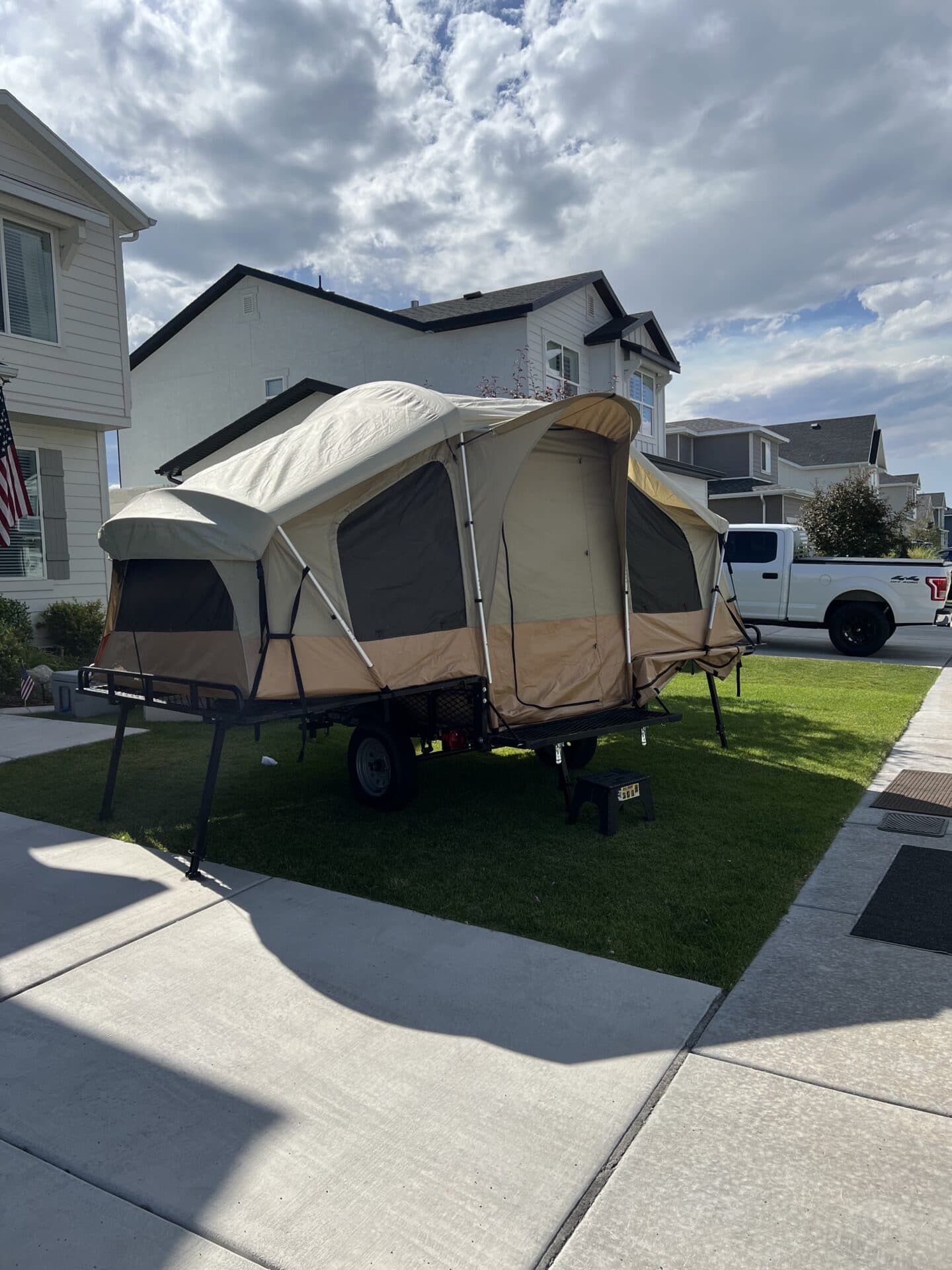 2011 Lifetime Camping Tent Trailer 1