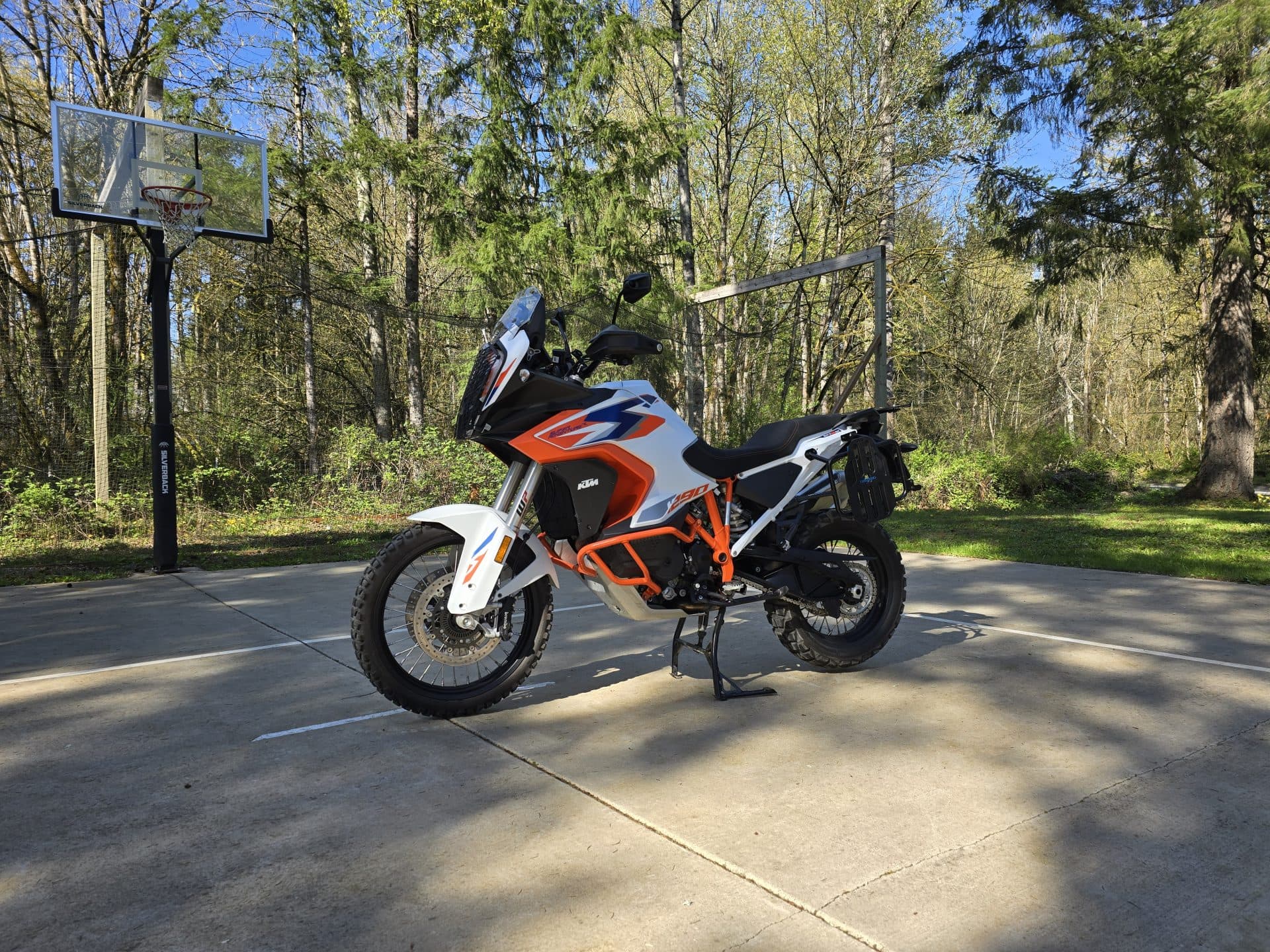 2024 KTM 1290 Super Adventure R 3