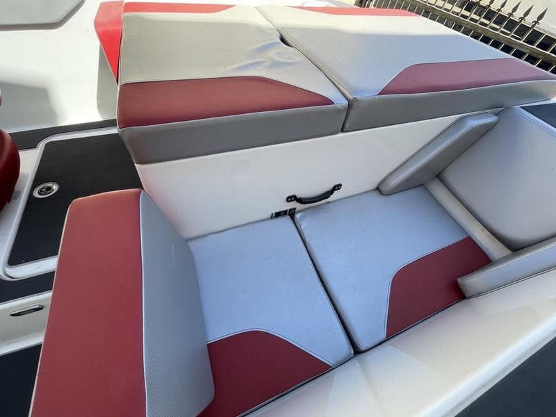 HeyDay WT-1 Wake Surf Ski Boat 9