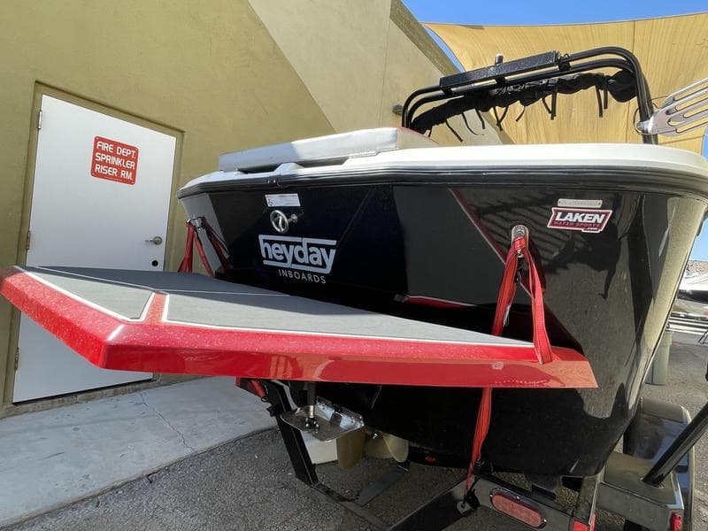 HeyDay WT-1 Wake Surf Ski Boat 7